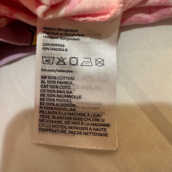 H&M Bundle Girls Tees Barbie and Care Bears Set  100% Cotton 5T - Picture 11 of 13